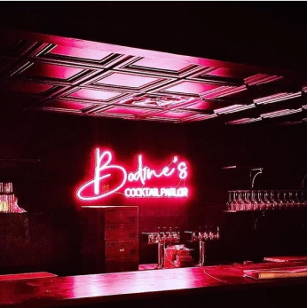 neon-sign-for-bars-and-restaurants